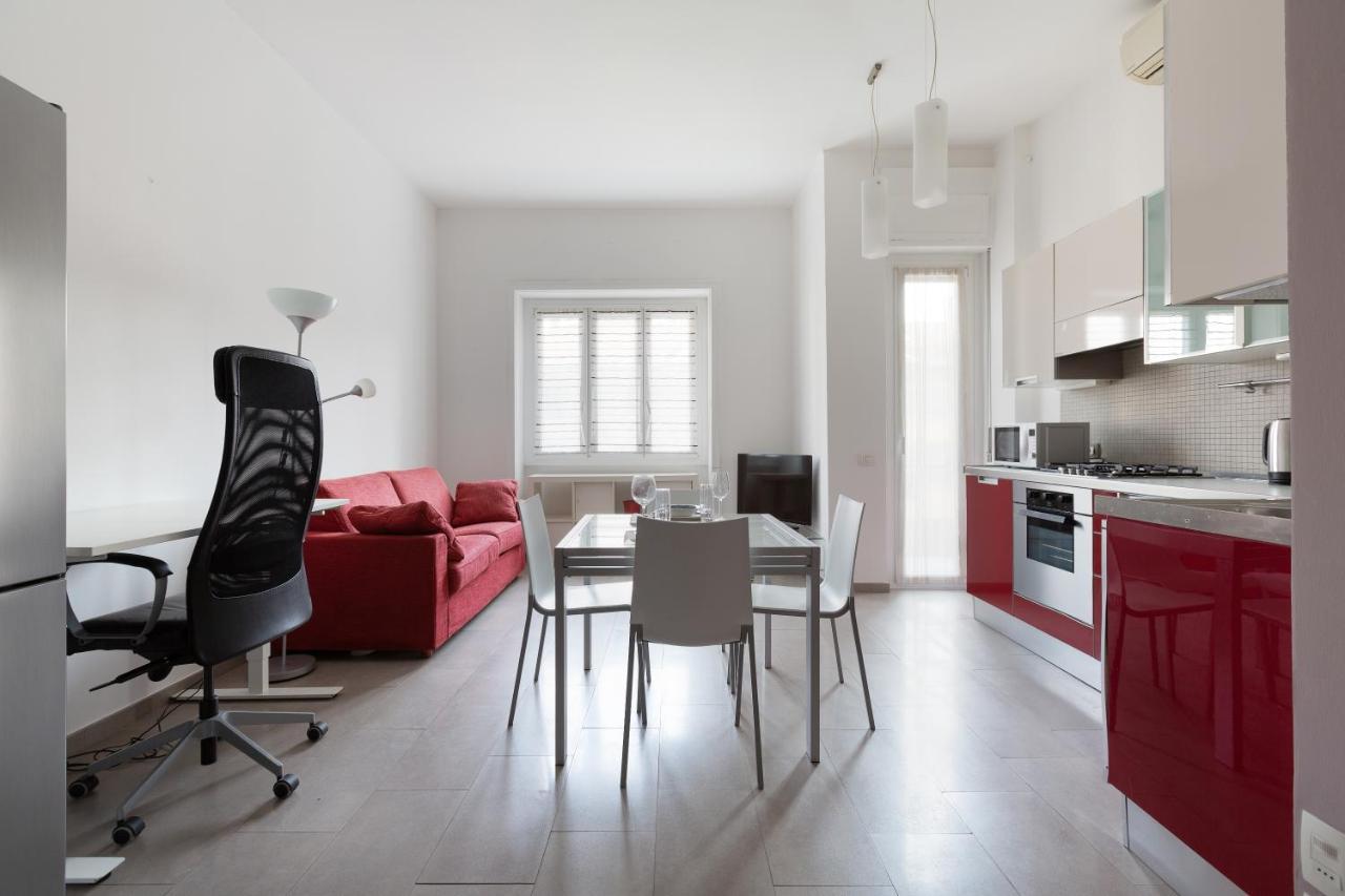 Apartamento Cozy Apt With Balcony - Mm2 Sant'Agostino Milán Exterior foto