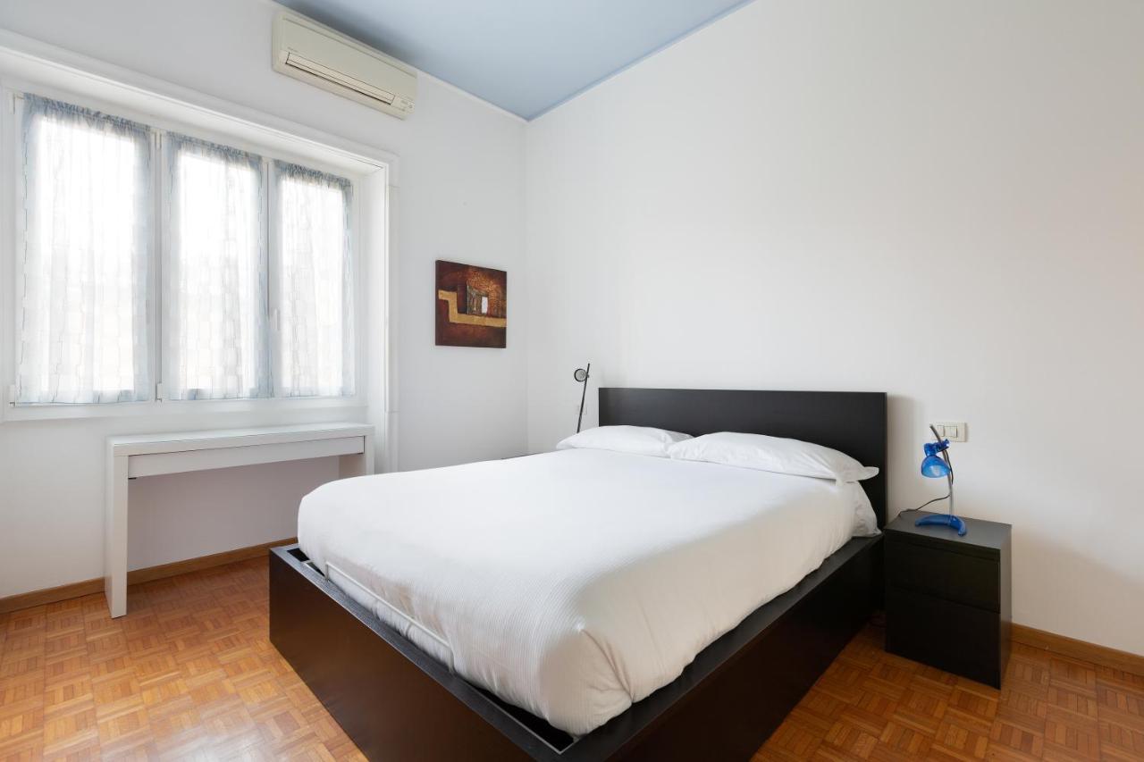 Apartamento Cozy Apt With Balcony - Mm2 Sant'Agostino Milán Exterior foto